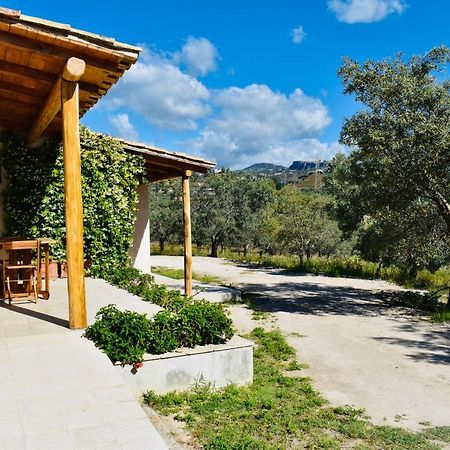 La Casa Del Cancello Di Borgo Carbone Локри Екстериор снимка